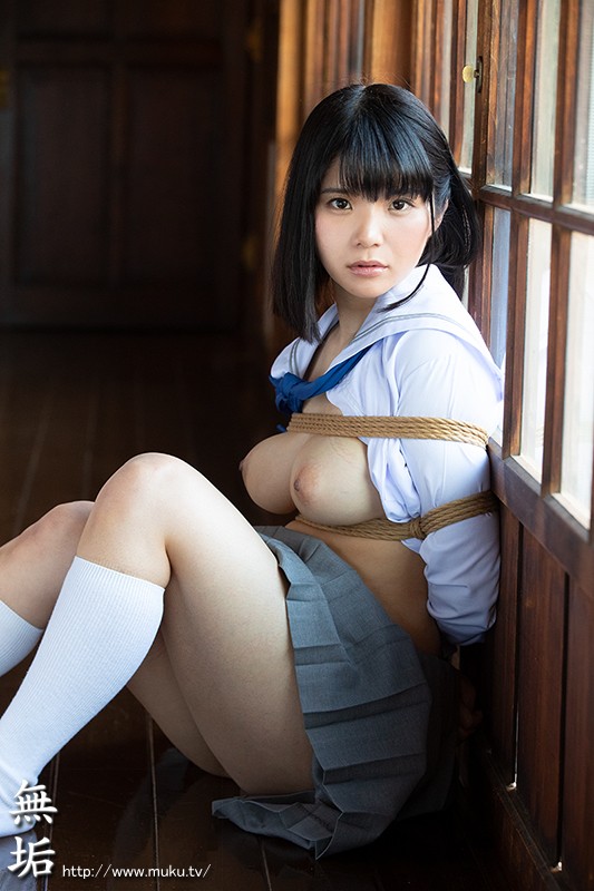 無垢 あの日からずっと…。 緊縛調教中出しされる制服美少女 佐藤りこ